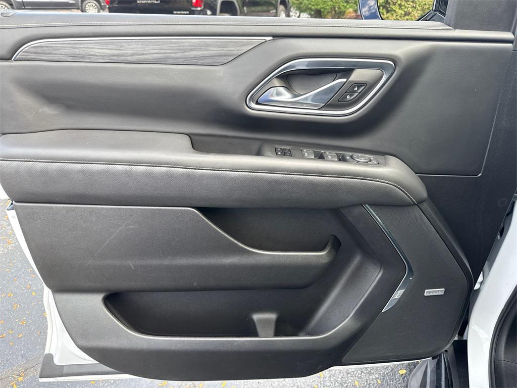 used 2023 GMC Yukon car, priced at $44,000