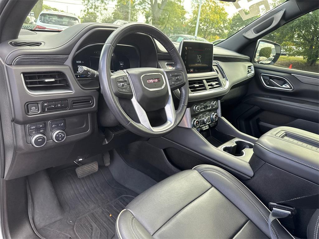 used 2023 GMC Yukon car, priced at $44,000