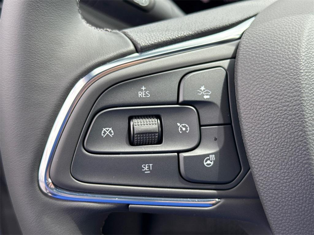 new 2025 Buick Envista car, priced at $23,500