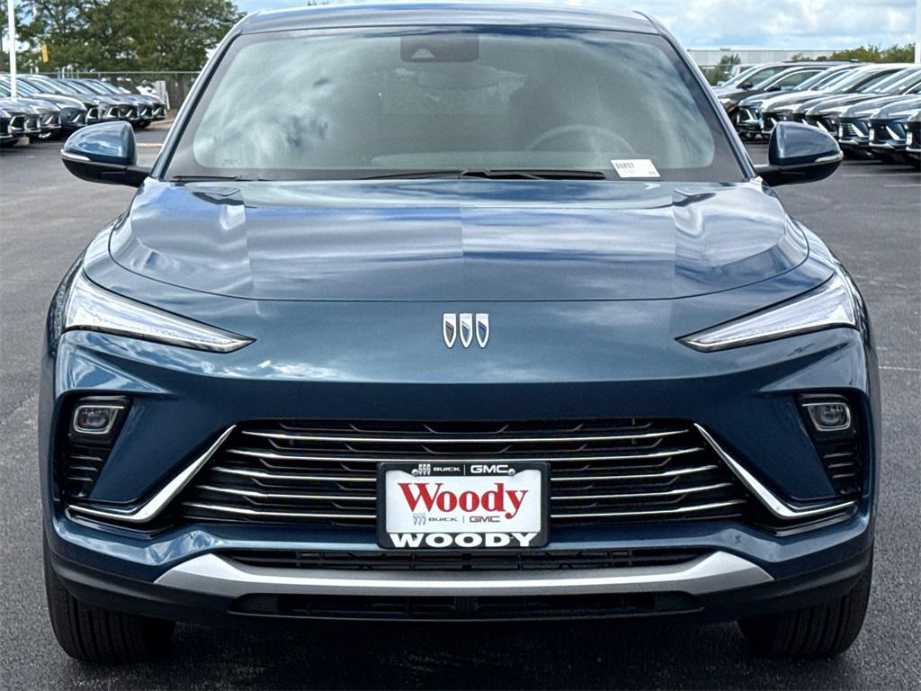 new 2025 Buick Envista car, priced at $23,500