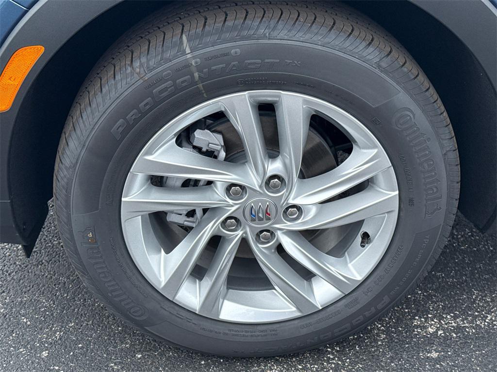 new 2025 Buick Envista car, priced at $23,500
