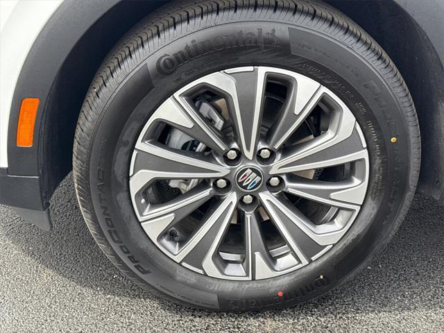 new 2025 Buick Envision car, priced at $35,000