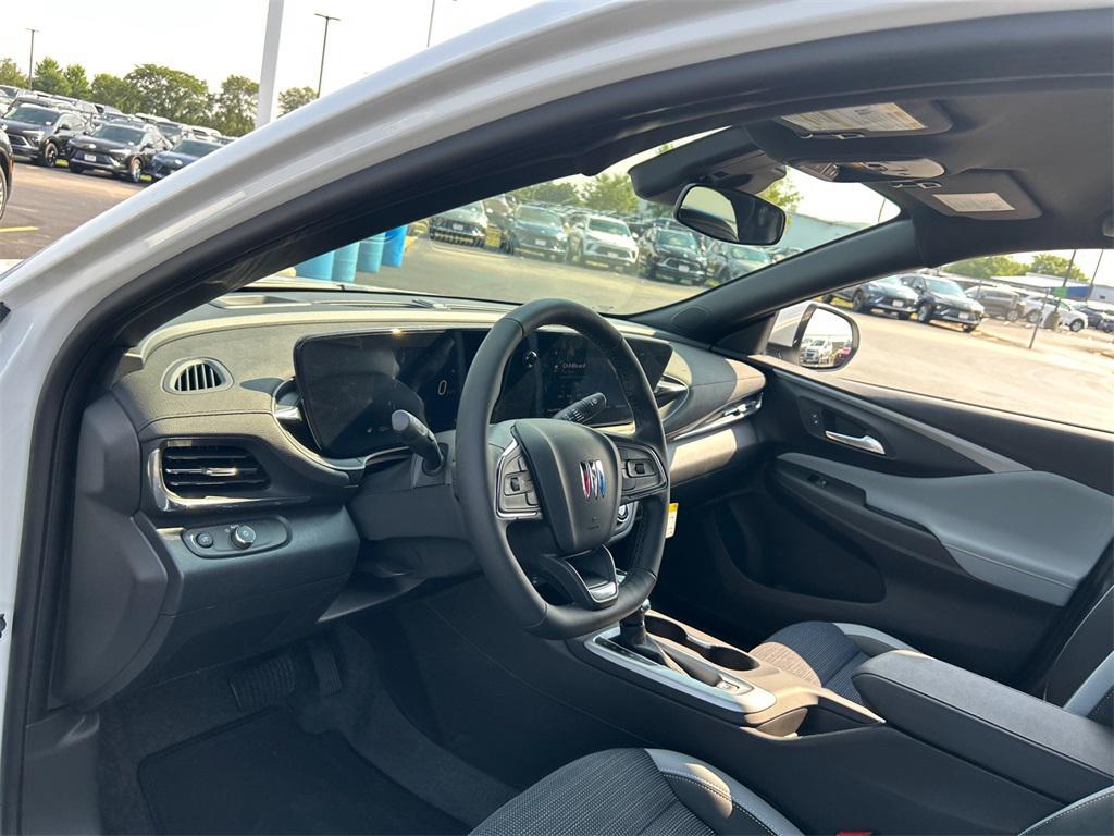 new 2025 Buick Envista car, priced at $23,500