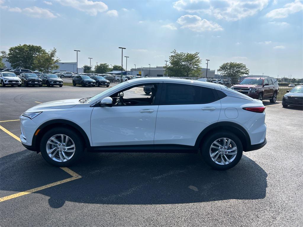 new 2025 Buick Envista car, priced at $23,500