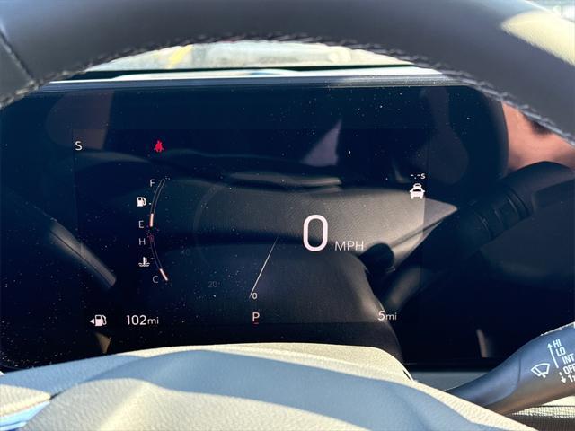 new 2025 Buick Envista car, priced at $26,969