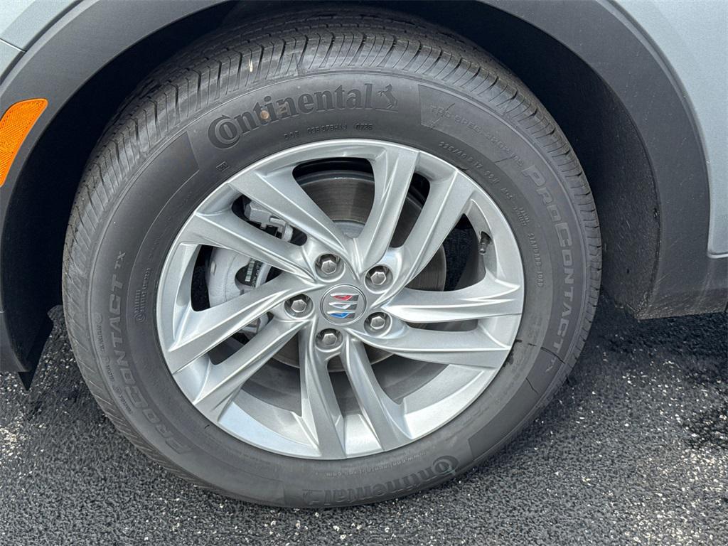 new 2025 Buick Envista car, priced at $23,000