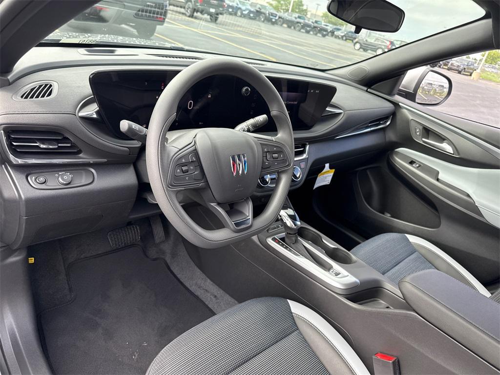 new 2025 Buick Envista car, priced at $23,000