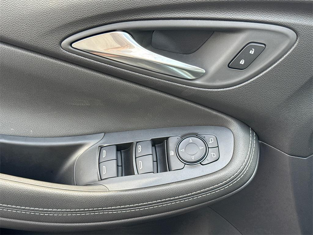 new 2026 Buick Encore GX car, priced at $27,000