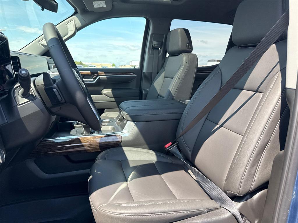 new 2026 GMC Sierra 1500 car, priced at $58,250