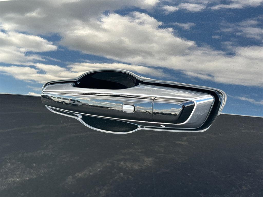 new 2026 Buick Enclave car, priced at $60,000