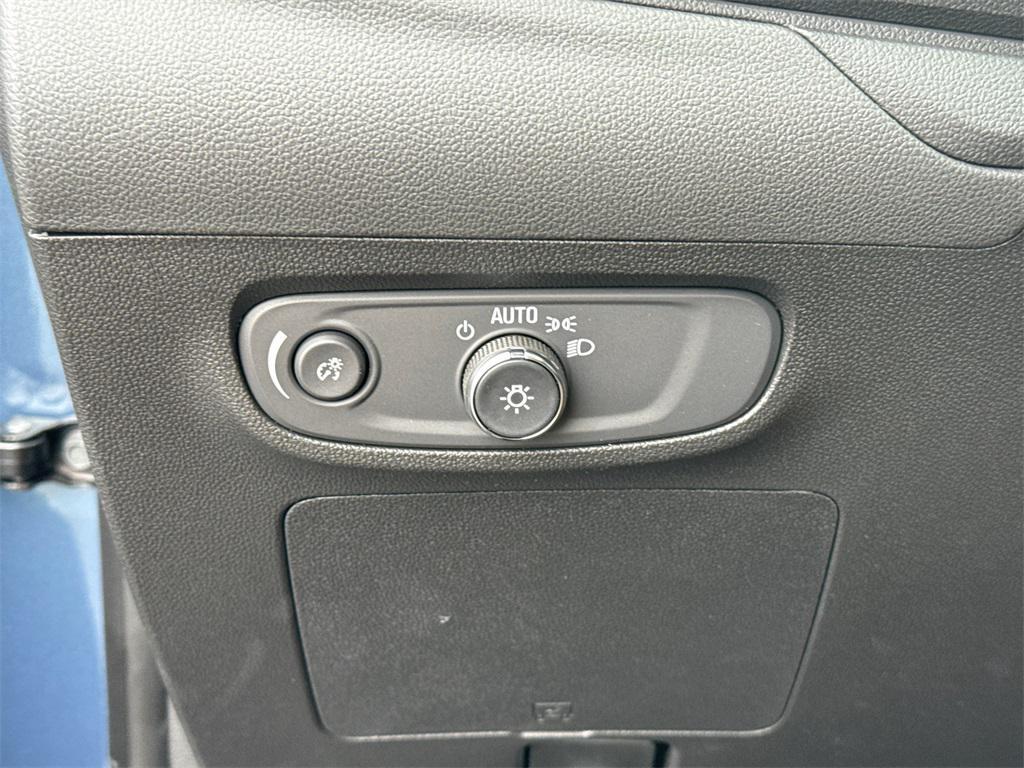 new 2026 Buick Encore GX car, priced at $27,750