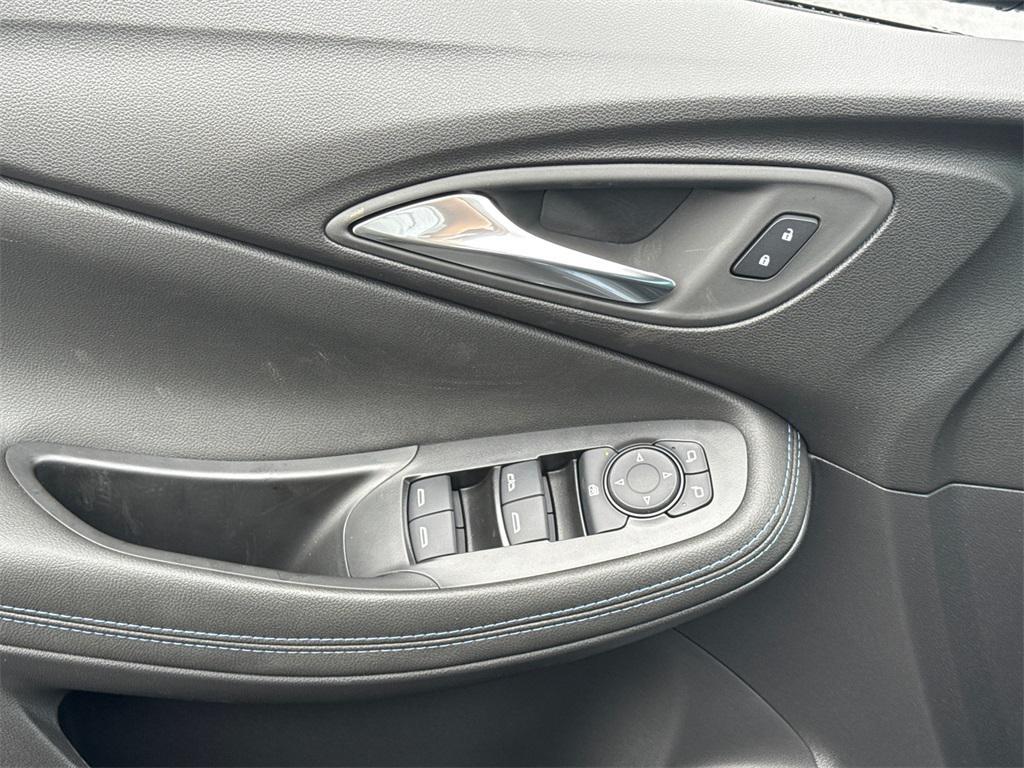 new 2026 Buick Encore GX car, priced at $27,750