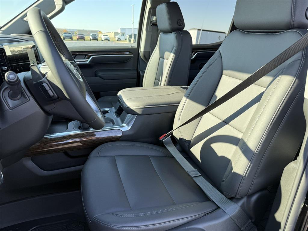 new 2026 GMC Sierra 1500 car, priced at $58,250