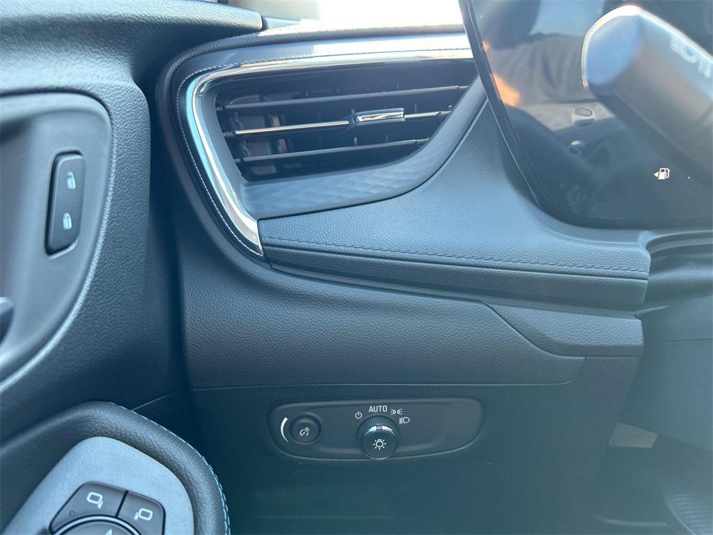 new 2026 Buick Encore GX car, priced at $27,500