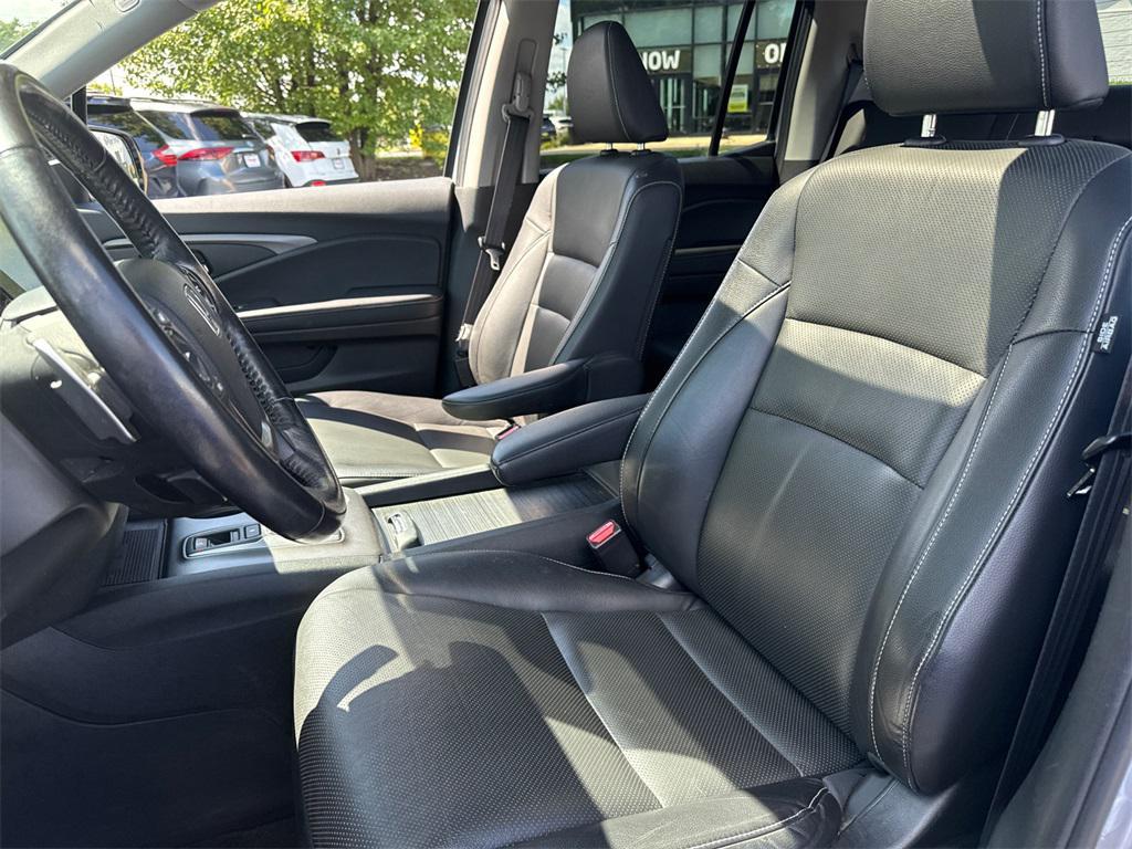 used 2021 Honda Ridgeline car, priced at $25,500