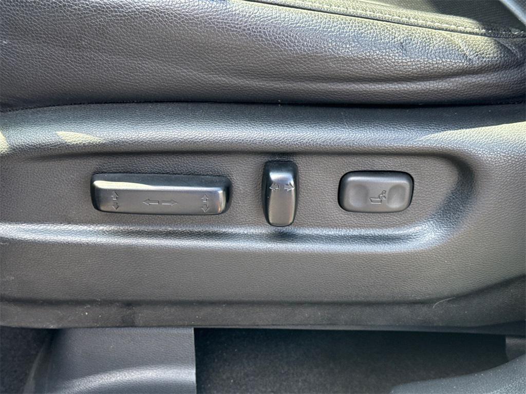 used 2021 Honda Ridgeline car, priced at $25,500