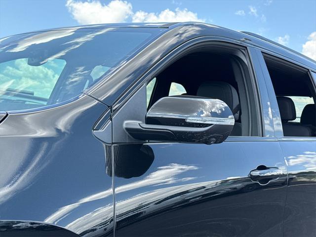 new 2025 GMC Acadia car, priced at $48,782
