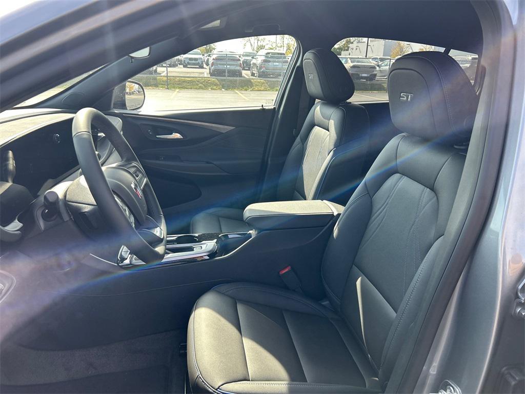 new 2026 Buick Envista car, priced at $27,026