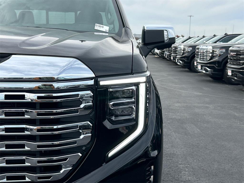 new 2026 GMC Sierra 1500 car, priced at $62,250