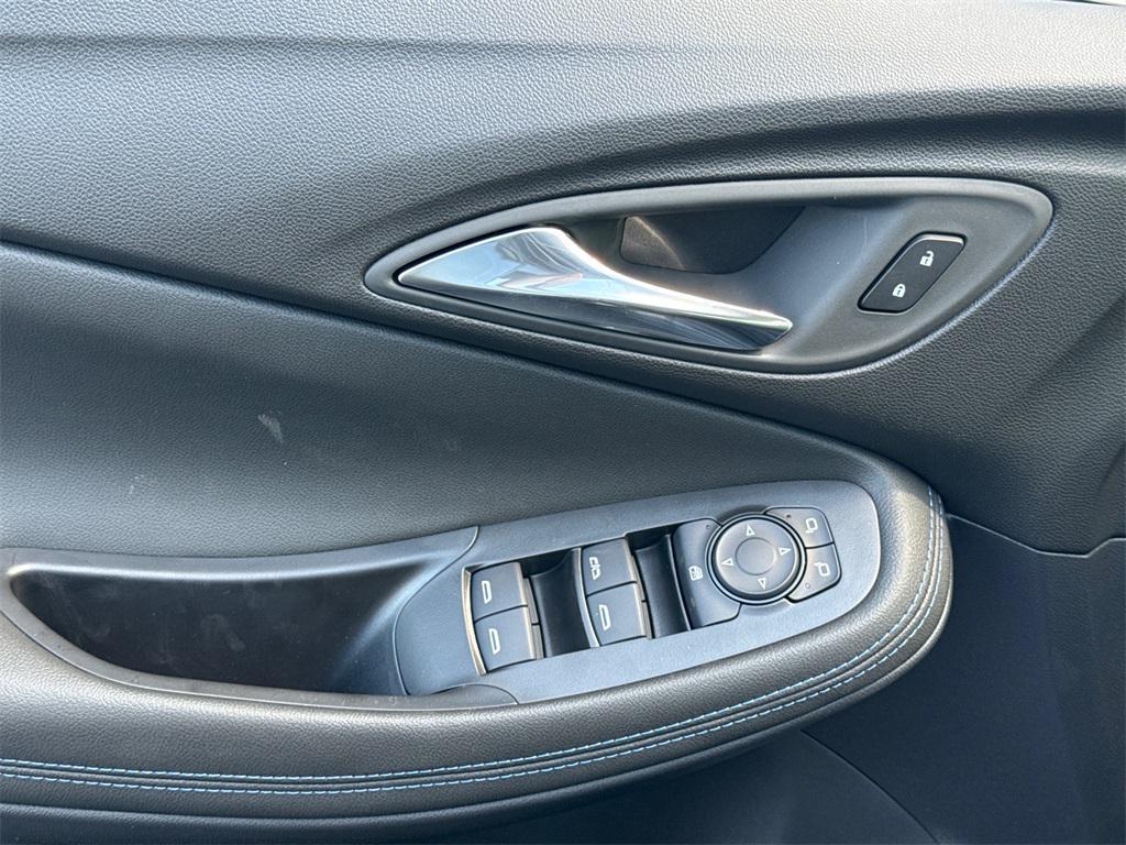 new 2026 Buick Encore GX car, priced at $27,750