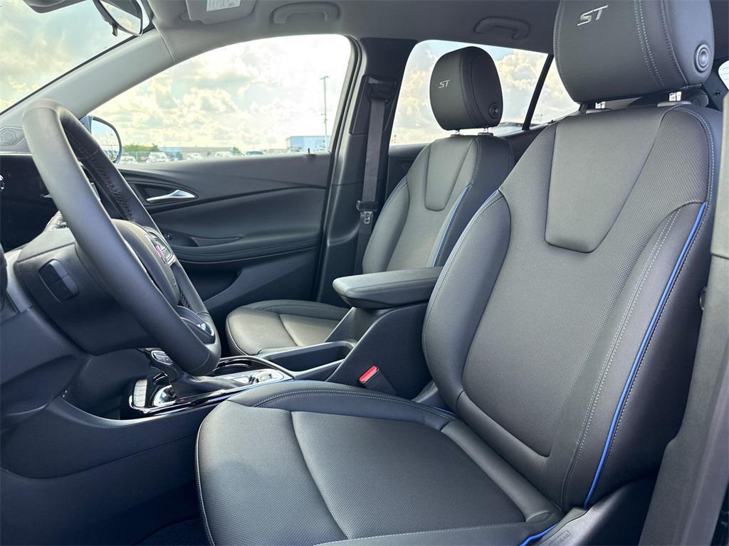 new 2026 Buick Encore GX car, priced at $27,750