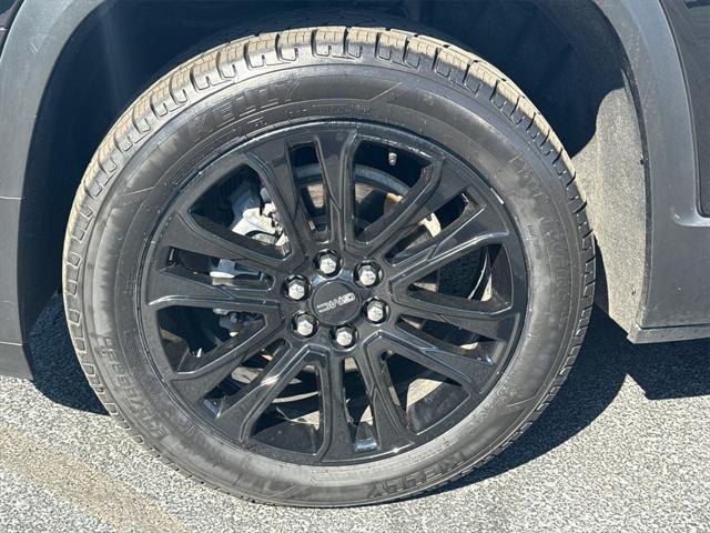 used 2023 GMC Acadia car, priced at $34,000
