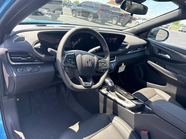 new 2025 Buick Envista car, priced at $28,234