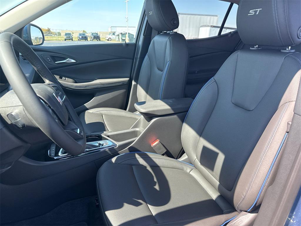 new 2026 Buick Encore GX car, priced at $28,500