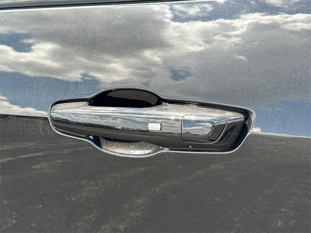 new 2025 GMC Acadia car, priced at $49,500