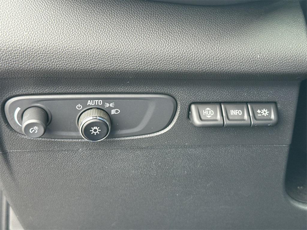 used 2023 Buick Envision car, priced at $32,000