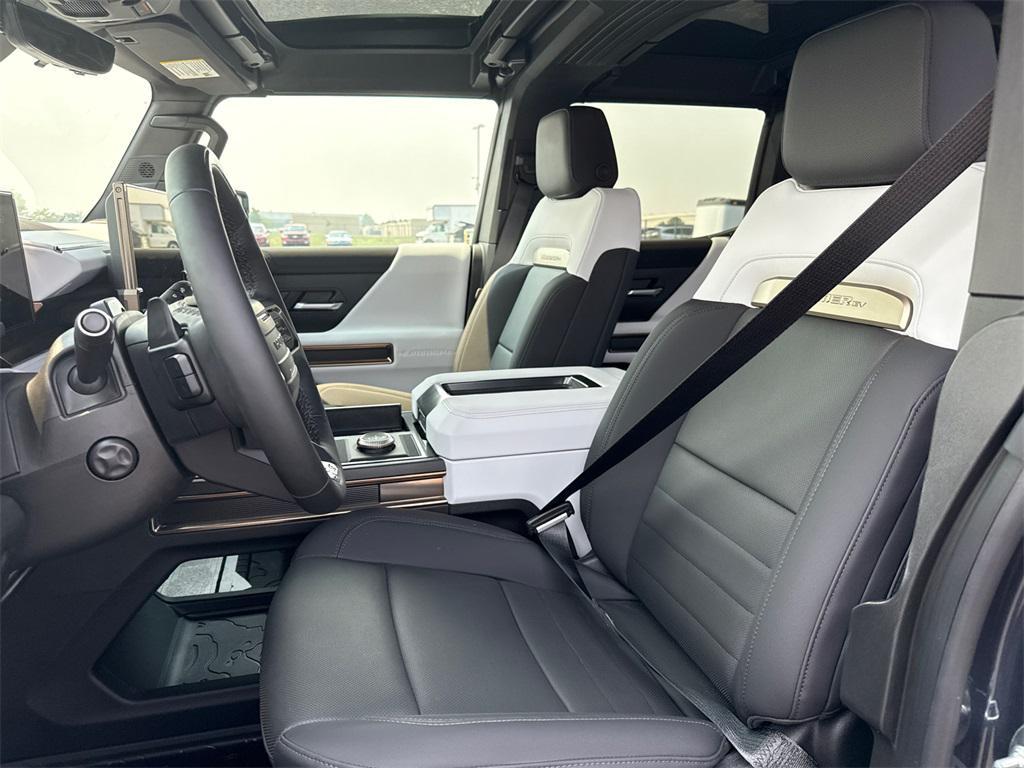 new 2025 GMC HUMMER EV Pickup car, priced at $90,000