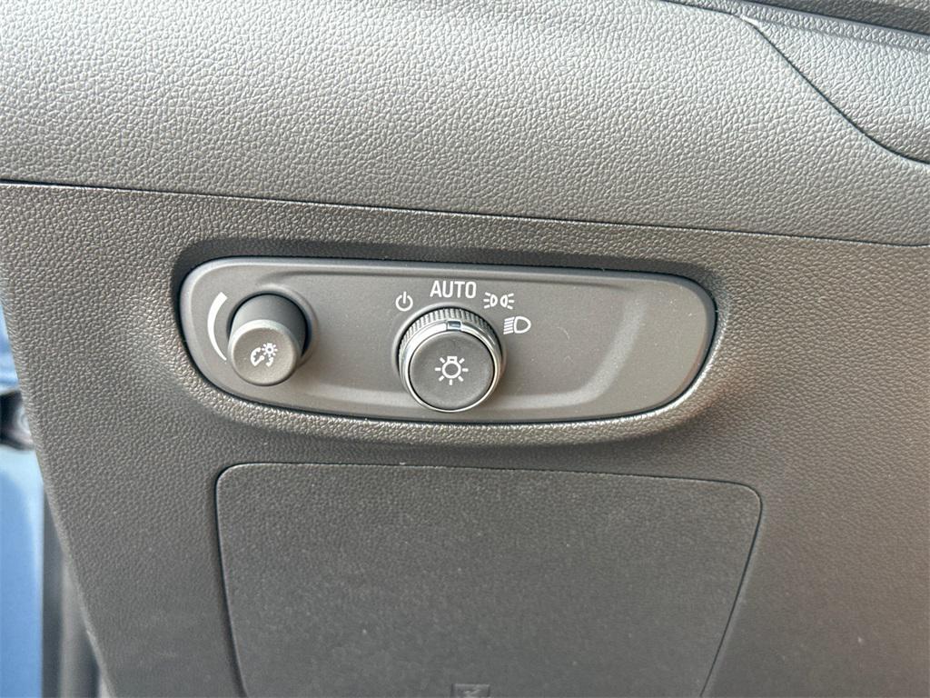 new 2026 Buick Encore GX car, priced at $27,750