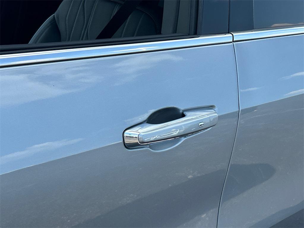 new 2026 Buick Enclave car, priced at $59,000