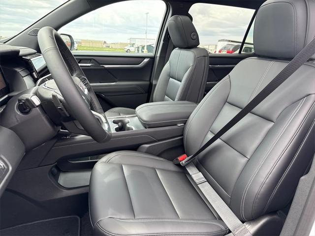 new 2025 GMC Acadia car, priced at $48,932
