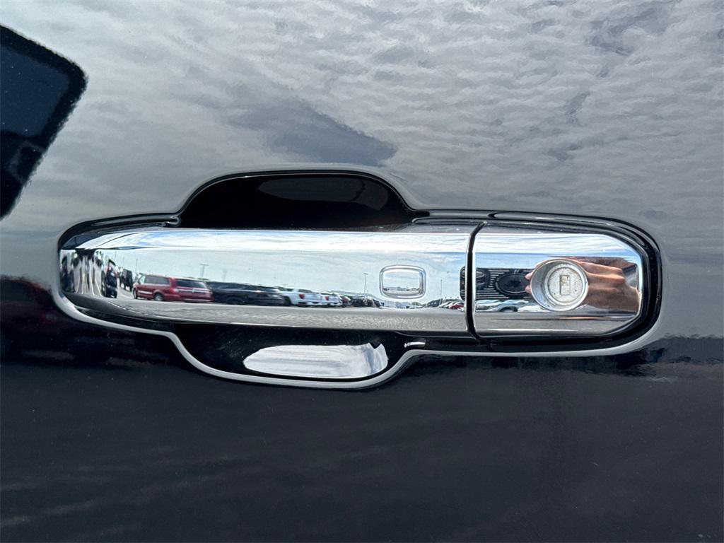 new 2025 GMC Sierra 2500 car, priced at $69,000