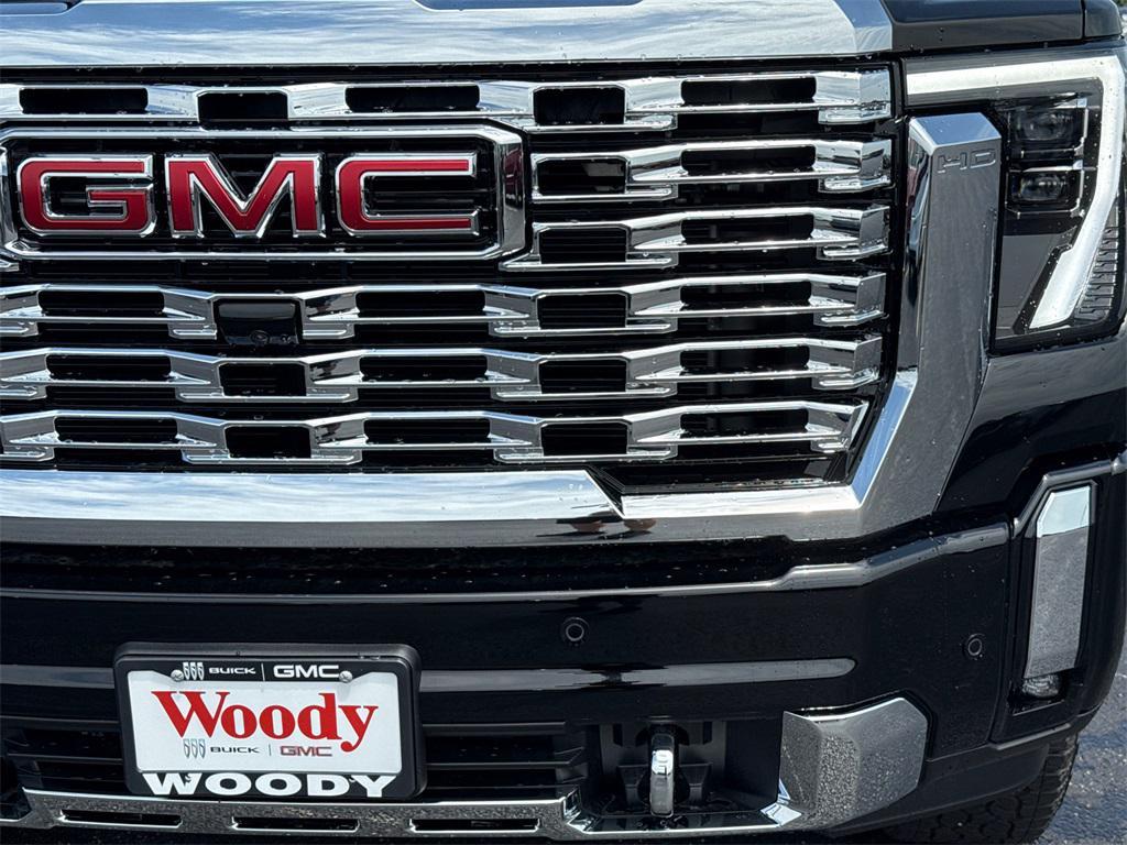 new 2025 GMC Sierra 2500 car, priced at $69,000