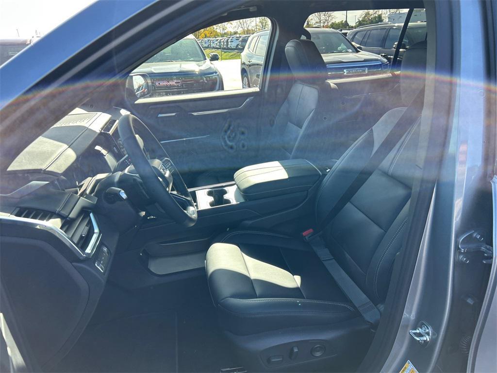 new 2026 GMC Acadia car, priced at $50,450