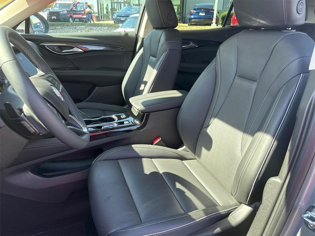 used 2023 Buick Envision car, priced at $30,500