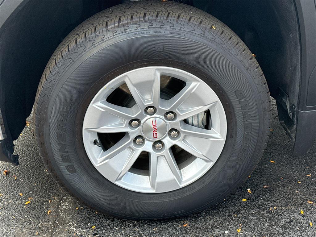 used 2025 GMC Sierra 1500 car, priced at $35,000