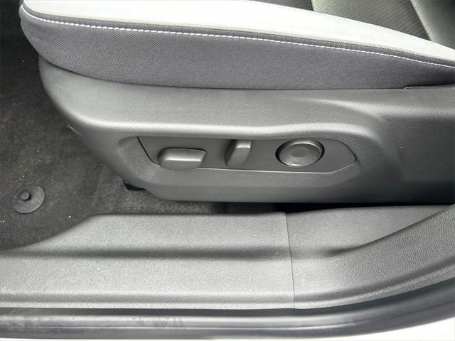 new 2025 Buick Envision car, priced at $39,850