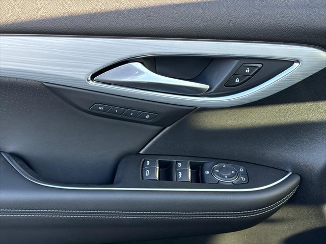 new 2025 Buick Envision car, priced at $45,490