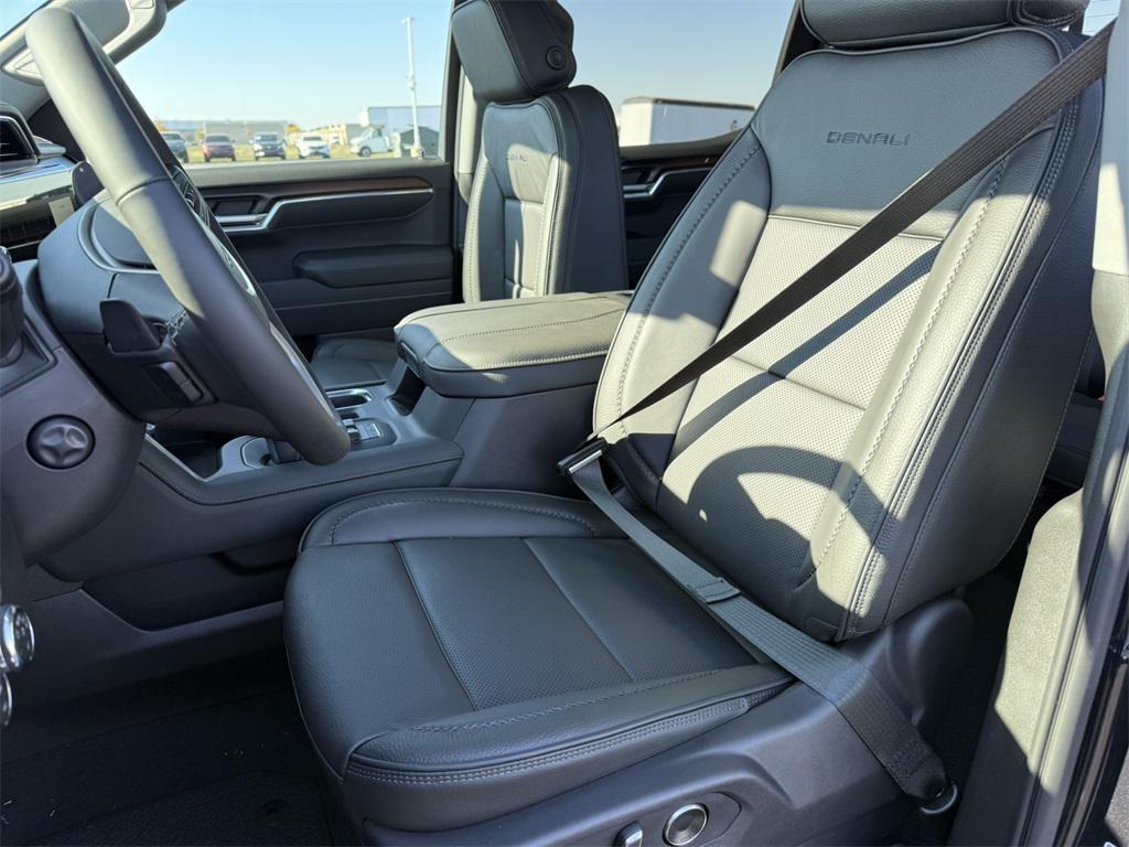 new 2026 GMC Sierra 1500 car, priced at $62,250