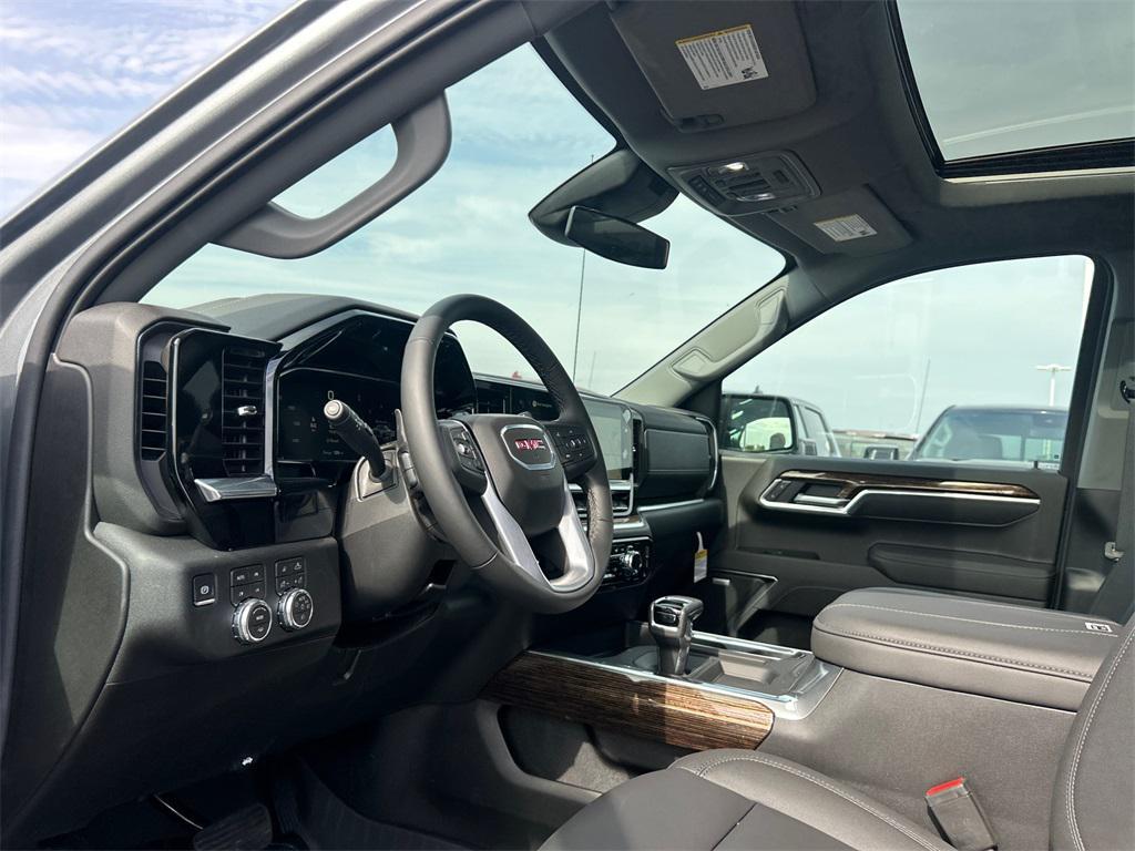 new 2026 GMC Sierra 1500 car, priced at $58,250