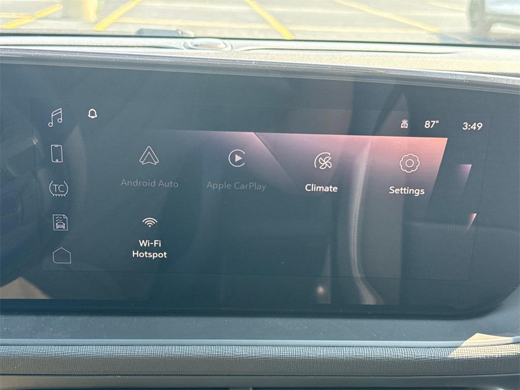 new 2025 Buick Envista car, priced at $23,000