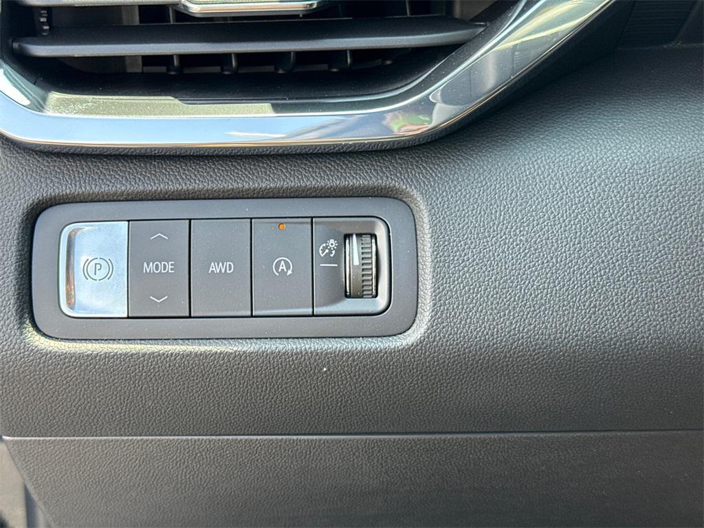 new 2025 GMC Acadia car, priced at $46,250
