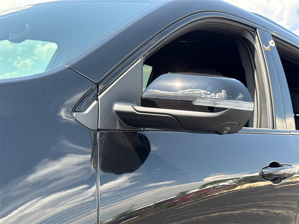new 2025 GMC Acadia car, priced at $46,250