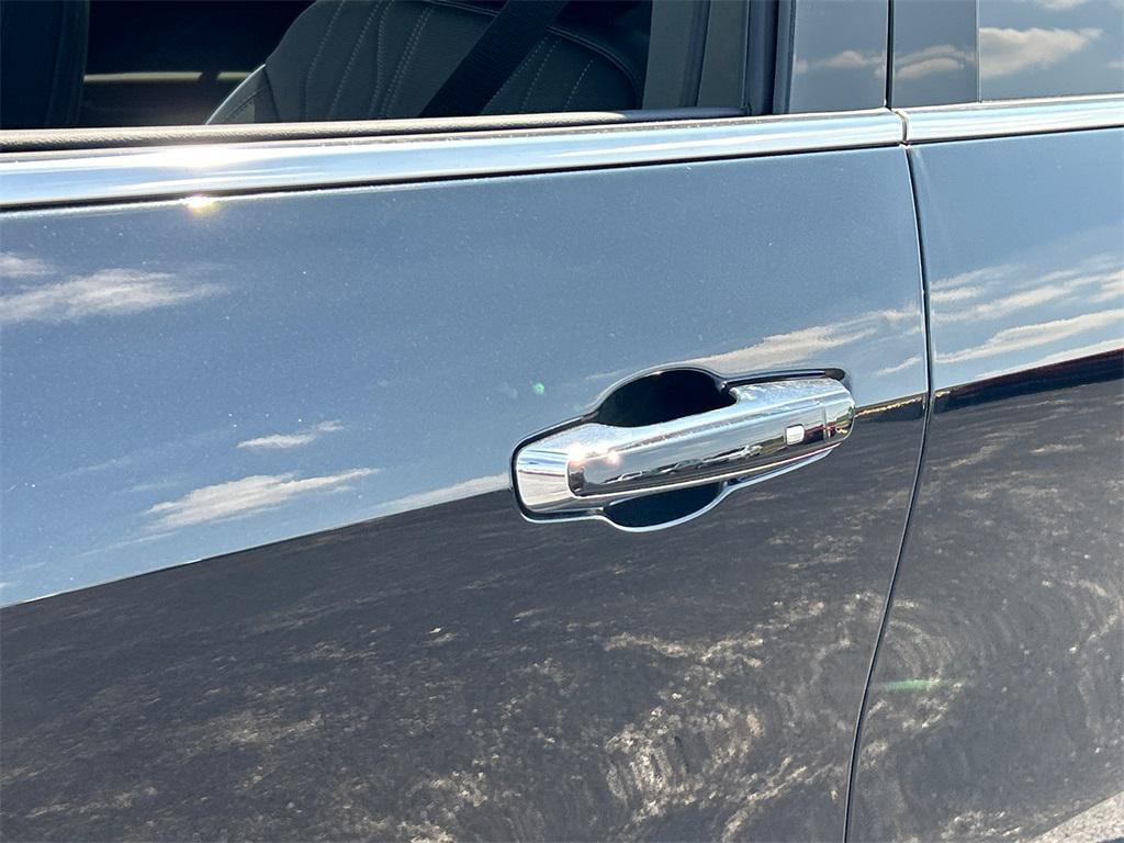 new 2026 Buick Enclave car, priced at $59,000