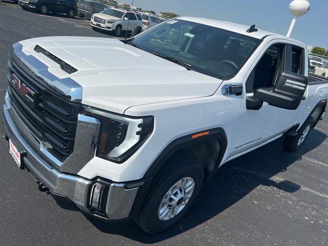 new 2025 GMC Sierra 2500 car, priced at $53,147