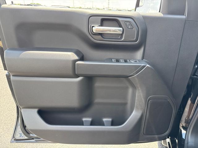 new 2025 GMC Sierra 1500 car, priced at $41,500