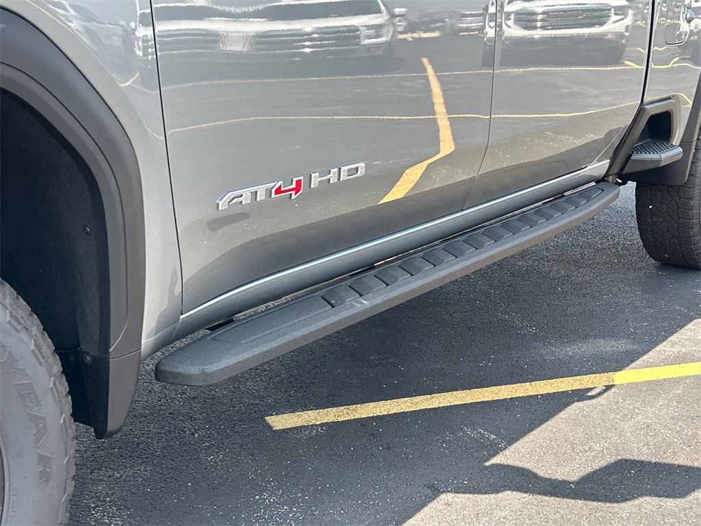 new 2025 GMC Sierra 2500 car, priced at $70,000
